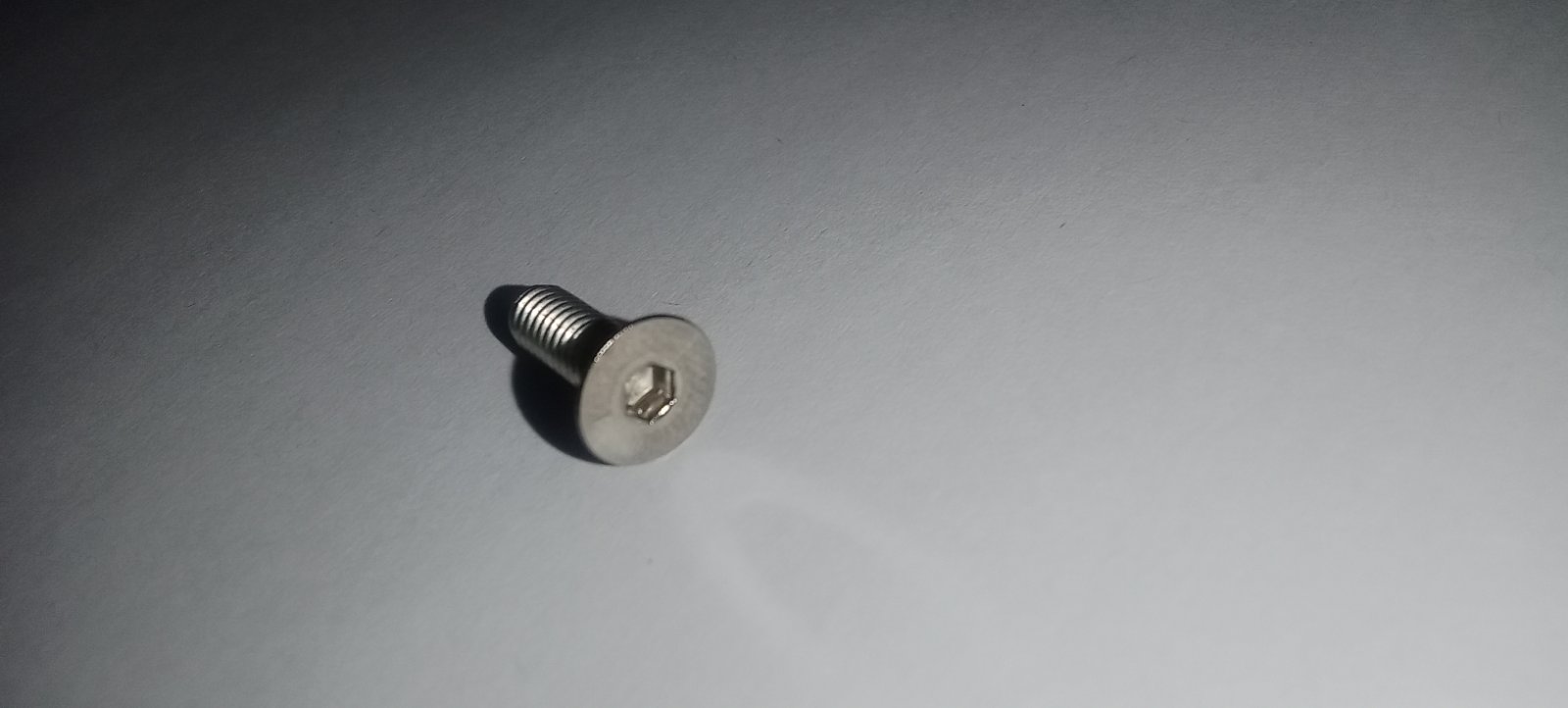 SCREW FH SOCK CRES M 4X12 A2
